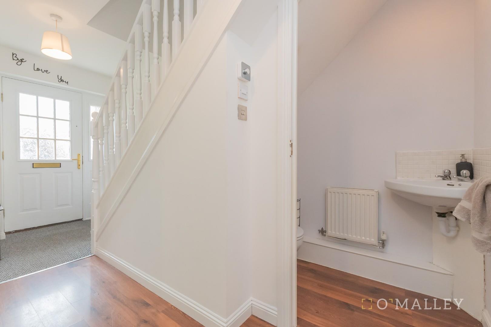 5. Hallway 2.jpg